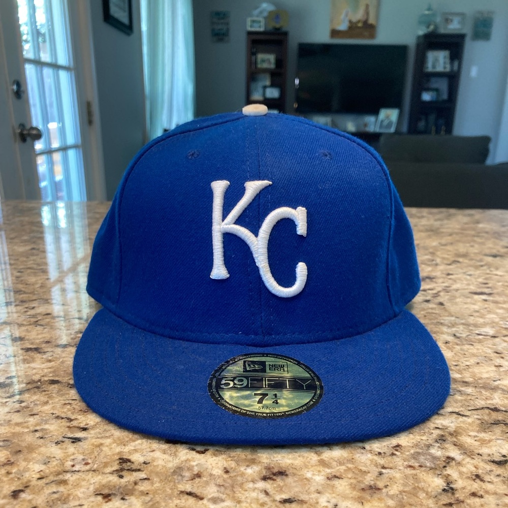 KC Kansas City Royals New Era Fitted hat 7 1/4 size